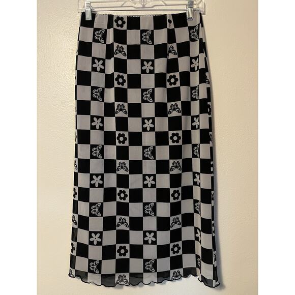 Forever 21 Black White Checkered Midi Pencil Skirt Medium Flower Butterfly Goth - Picture 5 of 9